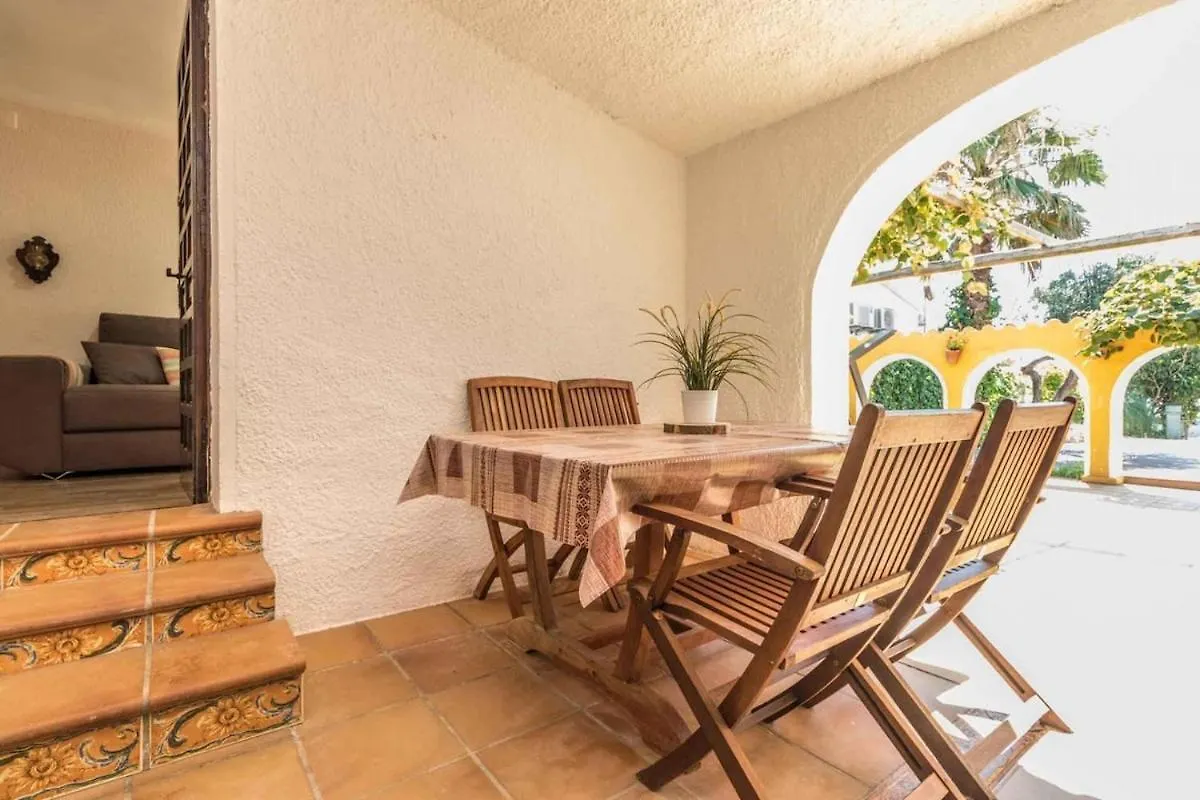 148-Empurialola - Beautiful Villa With Pool And Garden With Mooring Empuriabrava