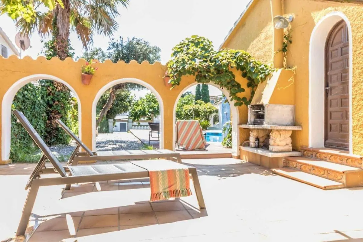 Σπίτι διακοπών 148-Empurialola - Beautiful Villa With Pool And Garden With Mooring Empuriabrava Ισπανία